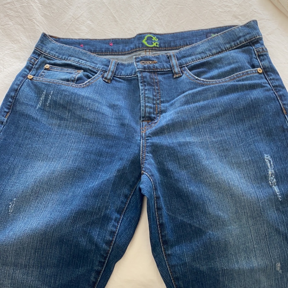 C Wonder Modern boyfriend jeans.